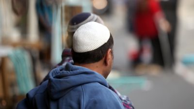 FDP-Innenpolitiker fordert besseren Schutz für jüdische Einrichtungen