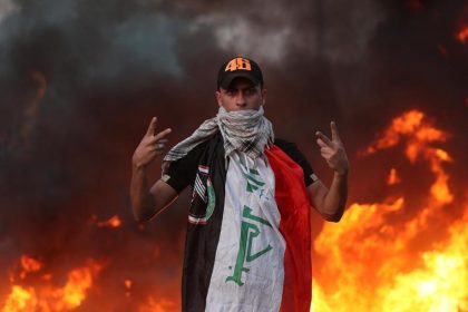 Eskalation im Irak – Polizei erschießt Demonstranten bei Sturm auf iranisches Konsulat