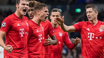 2:2! Titelverteidiger FC Bayern München lässt in Augsburg Punkte liegen