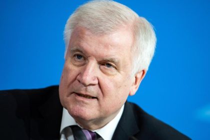 Migration nach Europa: Seehofer würde bei tausenden Bootsflüchtlingen aus EU-Verteilungspakt aussteigen