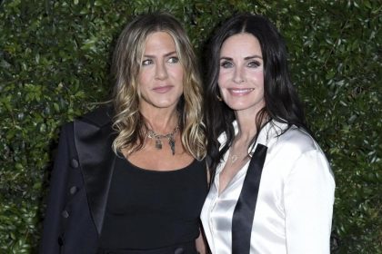 25-jähriges Jubiläum der Kultserie „Friends“: Courteney Cox postet Foto mit Ex-Kollegen