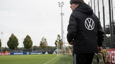Löw bricht mit DFB-Team nach Estland auf