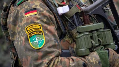 Kramp-Karrenbauer will NATO stärken – auch durch mehr europäische Zusammenarbeit