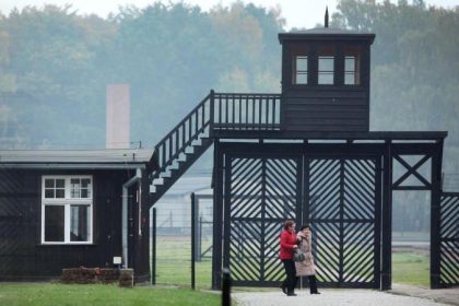 Ex-Sekretärin des Konzentrationslagers Stutthof wegen Mordbeihilfe angeklagt