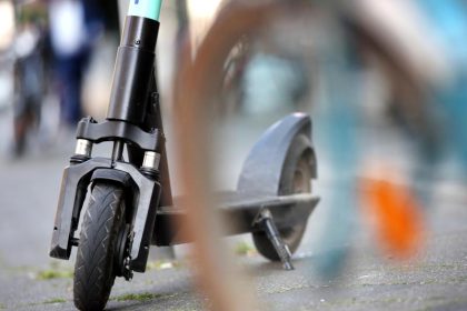 E-Tretroller sollen im Winter auf Berliner Straßen bleiben