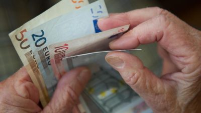 SPD hält an Grundrente ohne Prüfung fest – Koalitionsvertrag scheint nicht mehr relevant zu sein