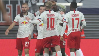 Erster Heimsieg: RB Leipzig zieht an St. Petersburg vorbei