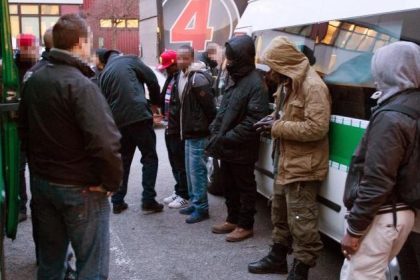 Görlitzer Park: Verstärkte Polizeipräsenz an Berlins Drogenumschlagsplatz Nr.1 sorgt für Unruhe unter Dealern