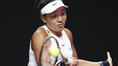 Japanerin Osaka zieht beim WTA Finale zurück