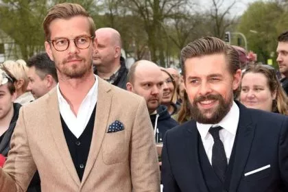 Joko und Klaas nutzen freie Sendezeit zum Kampf gegen Rechts