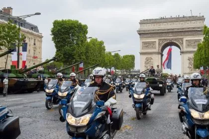 Frankreichs Präsident Macron bescheinigt NATO den "Hirntod”