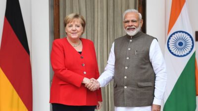 Gegen den Smog in Indien: Merkel will eine Milliarde Euro für die Modernisierung des indischen Nahverkehrs bereitstellen