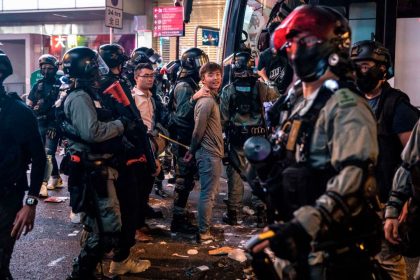 70-jähriger Mann in Hongkong nach Steinwurf bei Protesten gestorben