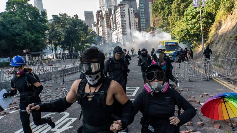 Oberstes Gericht in Hongkong erklärt Vermummungsverbot für „verfassungswidrig“