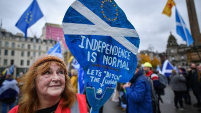 Glasgow: Tausende demonstrieren in Schottland für Unabhängigkeit