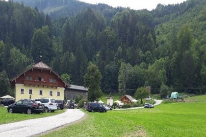 Werfen: Illegales Araber-Hotel entdeckt – Polizei macht falschen Bauernhof dicht