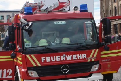 Silvester gefeiert: 18-Jähriger steckt Stunden in 15 Meter hohem Schornstein fest