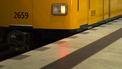 Tödlicher Stoß vor Berliner U-Bahn muss neu verhandelt werden