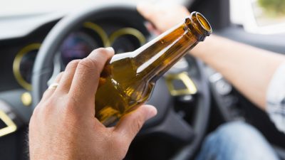 In Neuwagen wird Fahren unter Alkohol ab 2022 unmöglich