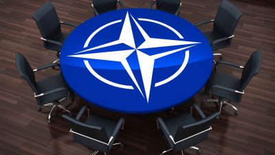 Maas: NATO ist „lebendig von Kopf bis Fuß“ und „Fundament der Sicherheit in Europa“