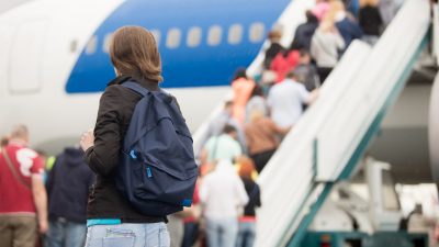 Hamburg: Jede vierte Klassenfahrt per Flugzeug – AfD spricht von Doppelmoral