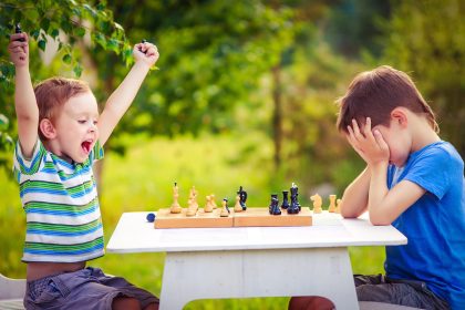 Mit Knetmasse zum Schach-Großmeister: 9-Jähriger gewinnt New Yorker Meisterschaft und hat große Ziele