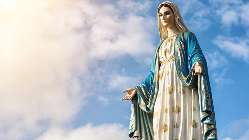 Als Schutz vor Corona-Krise: Jungfrau Maria soll sich am Himmel gezeigt haben