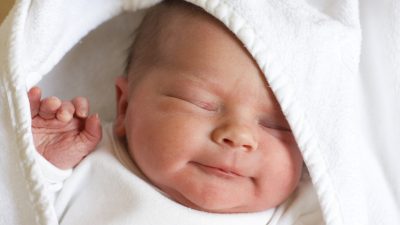 Russisches Neugeborenes mit Coronavirus zur Welt gekommen