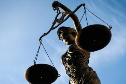 Gericht: Presse hat kein Recht auf Infos zu Merkels und Spahns CureVac-Absprachen