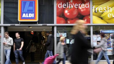 Gute Zeiten für Discounter: Aldi und Lidl gewinnen den Brexit an der Ladenkasse