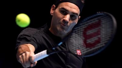 Federer wirft Djokovic raus – Zverev unter Druck