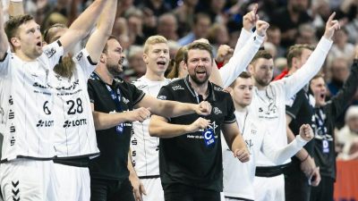 Kieler Gala: Rekord-Champion stürzt Tabellenführer Hannover