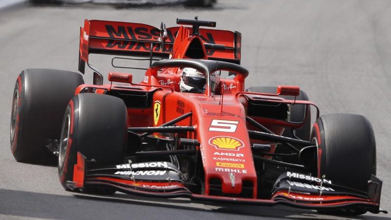 Ferrari-Desaster: Vettel im 100. Ferrari-Rennen raus