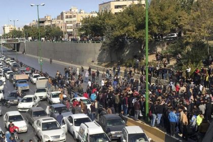 Über hundert Tote im Iran – Internet gesperrt – Maas: “Schweigen ist politisch”