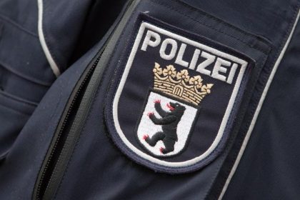 Berlin: 4.000 Euro für Hinweise auf Täter – schwer verletzter Polizist in Neukölln