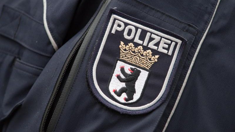 Berlin: 4.000 Euro für Hinweise auf Täter – schwer verletzter Polizist in Neukölln