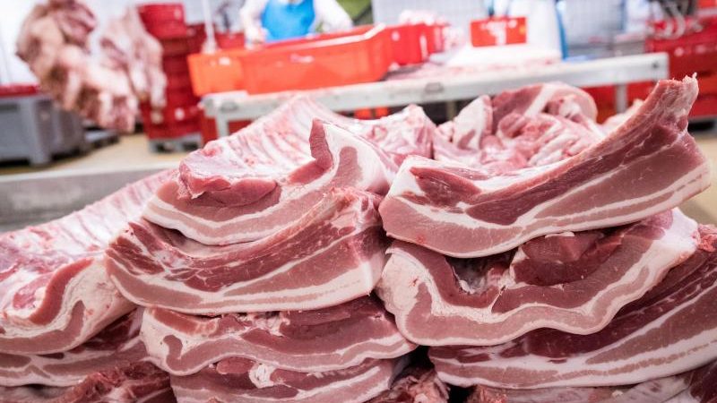 Hygiene-Experte warnt vor Tönnies-Fleisch: „Das Fleisch ist brandgefährlich“