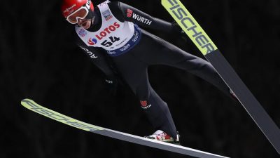 Deutsche Skispringer zum Auftakt hinterher