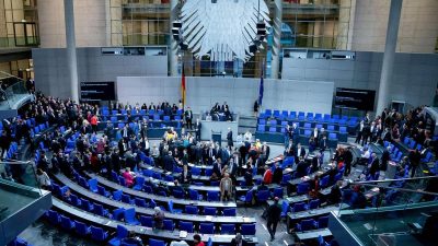 Reisekosten der Bundestagsabgeordneten steigen auf 3,46 Millionen Euro