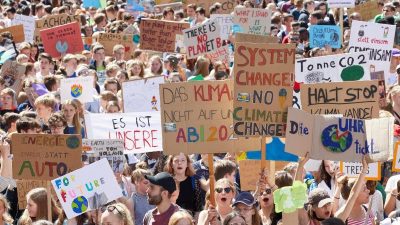 Vor Beginn der Weltklimakonferenz in Madrid: Erneut internationale Klimaproteste angekündigt