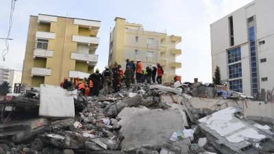 Internationale Geberkonferenz: Mehr als eine Milliarde Euro für Albaniens Erdbebenopfer