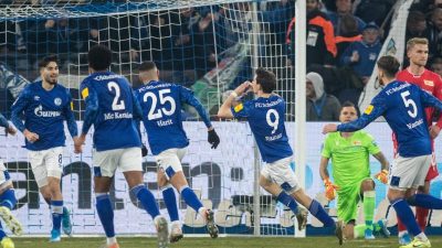 Schalke mit glücklichem 2:1 gegen Neuling Union Berlin