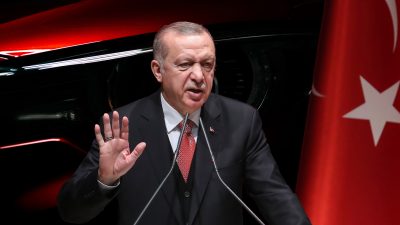 Erdogan präsentiert türkische E-Autos