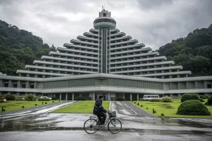 Nordkorea weiht neue Stadt mit Skigebiet und tausenden Wohnungen ein