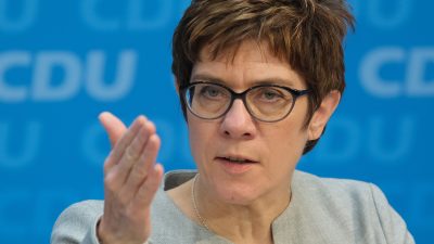 Kramp-Karrenbauer: „Wahlverhalten im dritten Durchgang geschah gegen den Willen der Bundespartei“