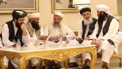 USA und Taliban nehmen Friedensverhandlungen wieder auf