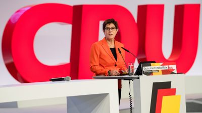 „Es mangelt doch nicht an Geld!“: CDU-Chefin weist SPD-Forderungen zurück