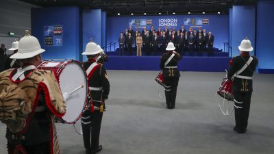 Nato-Staaten verabschieden trotz Streits gemeinsame Abschlusserklärung
