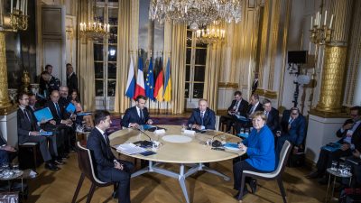 Ukraine-Gipfel: Truppenabzug und Waffenruhe bis Jahresende – Selensky: „Ich hatte mir mehr erwartet“