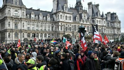 Dauerstreik in Frankreich:  Wirtschaftsminister ruft Gewerkschaften zu Kompromiss auf